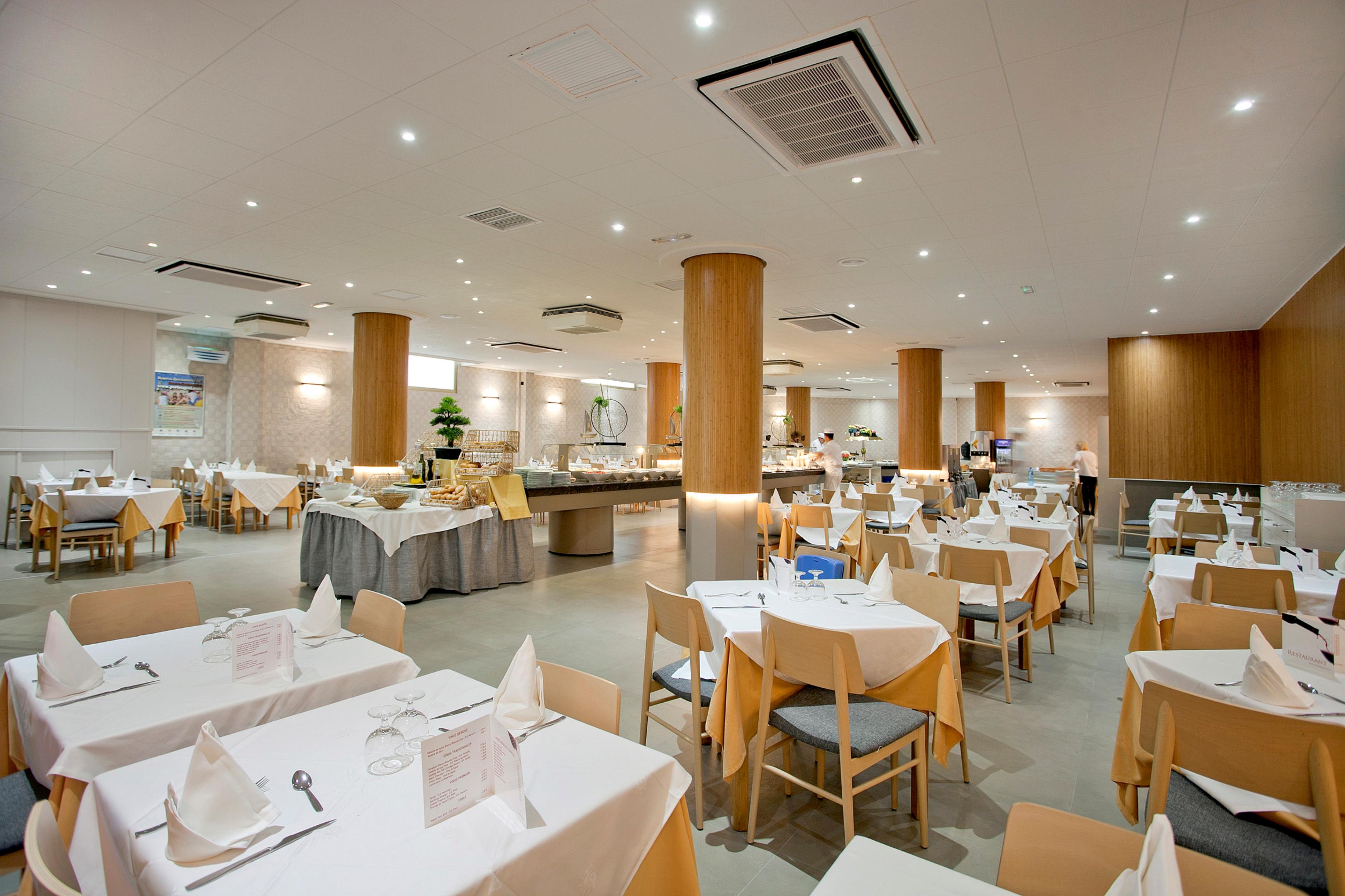 Hotel Port Eugeni Cambrils Zewnętrze zdjęcie